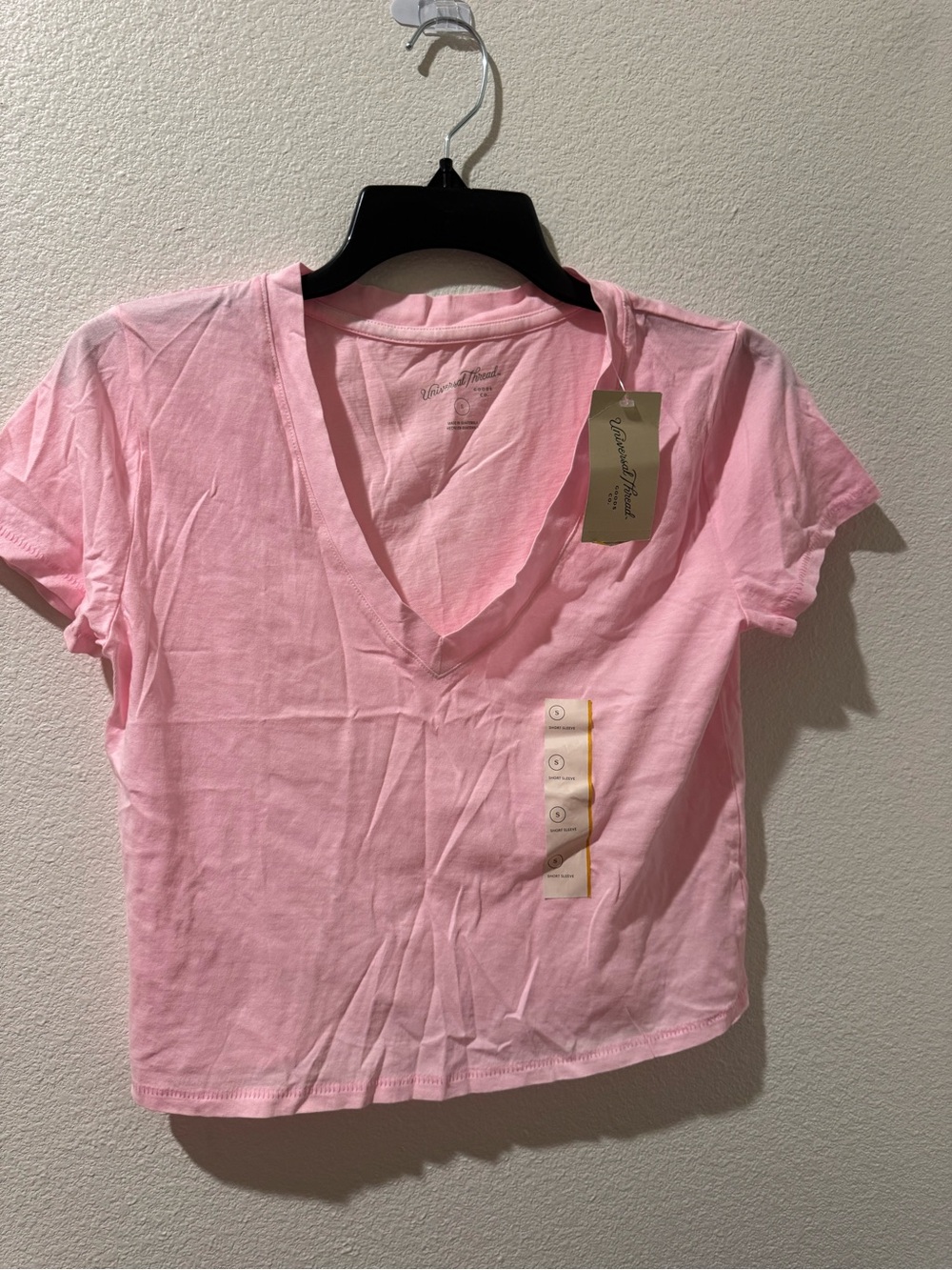 Universal Thread Light Pink V-Neck Short Sleeve Tee